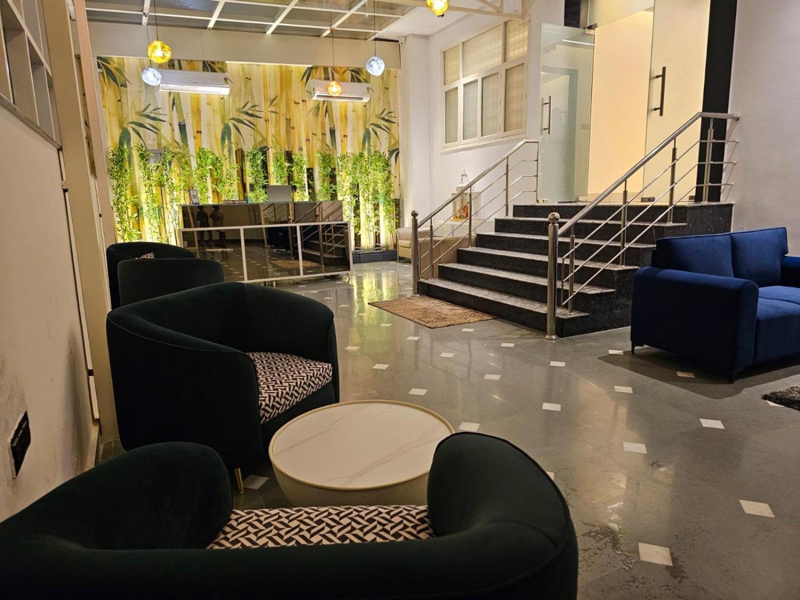 Hotel The Glass House Greater Noida Exterior photo